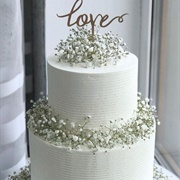 Wedding Cake Using Baby's Breath