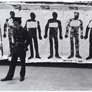 Silhouettes and Cops (Eduardo Gil)