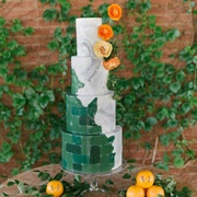 Pattern-Clashing Design Mix on Cake