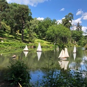 Leonardslee Lakes and Gardens