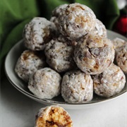 Date and Sugar Balls