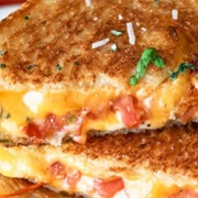 Marble Cheddar Grilled Cheese With Tomato Sauce