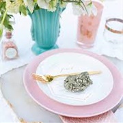 "Menu Weights" on Wedding Tables