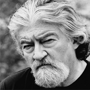 Joe Eszterhas