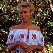 Cynthia Rhodes Is Penny Johnson ( Dirty Dancing)