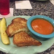 Beaches & Cream Grilled Cheese