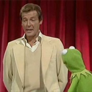 S5.E24: Roger Moore