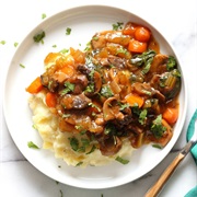 Vegetable Bourguignon With Mashed Potatoes