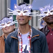 S6.E4: Queer Studies & Advanced Waxing