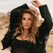 Jessie James Decker