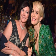 68th Primetime Emmy Awards: "Sarah, Marcia; Marcia, Sarah" (2016)