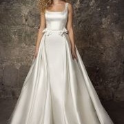 Detachable Overskirt With Bows