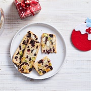 Cranberry and Pistachio Cake