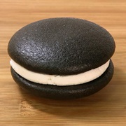 S26.E11: Vibrating Mining Screens, Whoopie Pies, Wood Utility Poles, Roller Conveyors