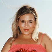 Molly Grace (Lesbian, She/Her)