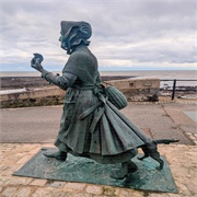 Mary Anning Statue, Lyme Regis