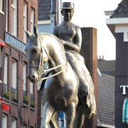 Equestrian Statue of Queen Wilhelmina, Amsterdam