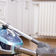 S32.E7: Innerspring Mattresses; Stand-Up Paddle Boards; Vacuum Cleaners