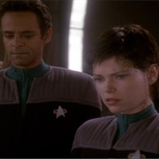 S7.E13: Field of Fire