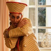 Queen Latifah (Bow, Black-Ish)