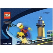 6731 Skateboarding Pepper (Island Xtreme Stunts, 2002)