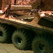 S6.E13: Amphibious Vehicles/Putters/Model Ships/Drumheads