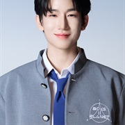 Han Andrew (BOYS 2 PLANET Contestant)