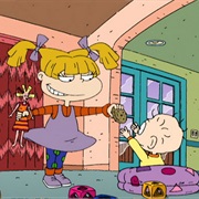 S7.E2: Dil Saver/Cooking With Phil & Lil/Piece of Cake