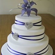 Cake With Charms/Pendants