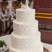 Scroll Piping Wedding Cake