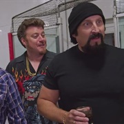 S11.E5: Flight of the Bumblecock