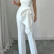 Bow Flowing to Front Draping