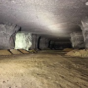 Pellerito Cave