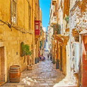 Strait Street, Valletta