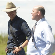 S5.E1: A Murder of Crowes