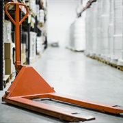 S31.E1: Basque Pelota Balls, Pallet Trucks, Dumplings, Brass Faucets