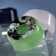 S29.E1: Skateboard Wheels; Baklava and Galaktoboureko; CO2 Scrubbers; Honeycomb Candles