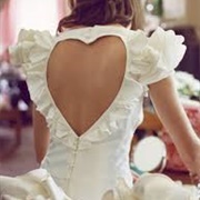 Back Cutout in Heart Shape