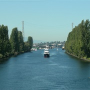 Lake Washington Ship Canal