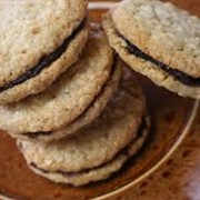 Date Sandwich Cookie