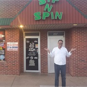 Sip 'N Spin Bar & Grill