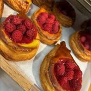 Raspberry and Madagascan Vanilla Custard Teardrop