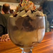 Cookies & Cream Sundae