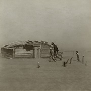 Fleeing a Dust Storm (Arthur Rothstein)