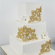 Corner Decoration on Wedding Cake
