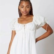 Drawstring Sleeves on Wedding Dress