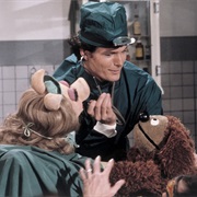 S4.E18: Christopher Reeve