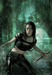 Beneath a Bloody Moon (Faith Hunter)