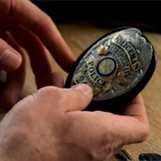 S1.E22: Stole a Badge