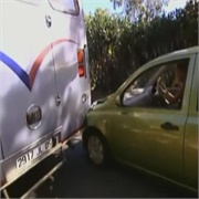 The Amazing Race: "I Wonder If This Is Going to Make My Fingers Pickle" (S10,E7)